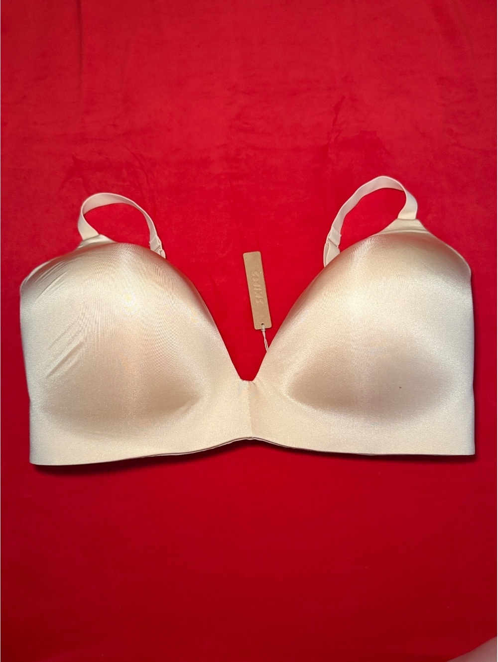 Skims Wireless Form Lightly Lined Bra Color Sand Size 44H